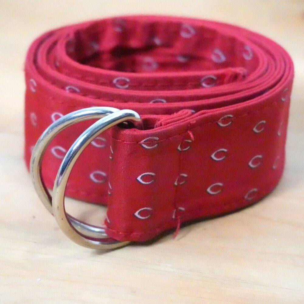 Cincinnati Reds Belt Adjustable Up to 34” waist 1 3/8 Width AUC